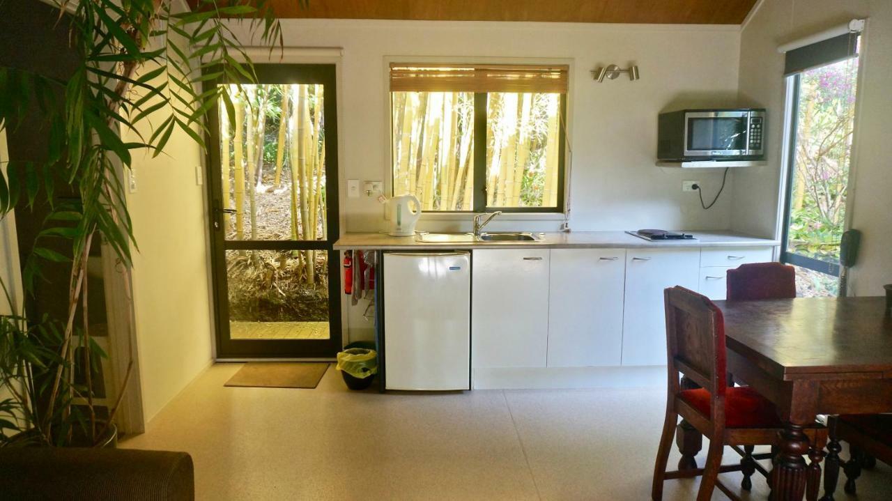 Wharepuke Subtropical Accommodation كيريكيري المظهر الخارجي الصورة